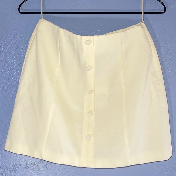 Zara Yellow Linen Mini Skirt Size Small - Picture 4 of 9